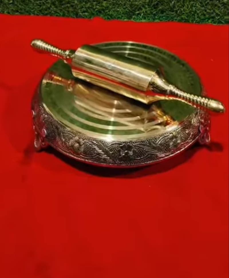Chapathi roller in brass
